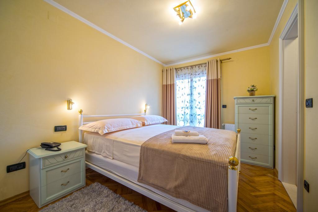 Apartments Anna Omiš Zimmer foto